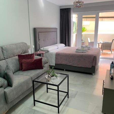 Kentia Rooms Malaga Exterior photo