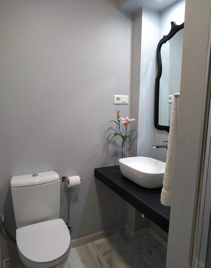 Kentia Rooms Malaga Exterior photo